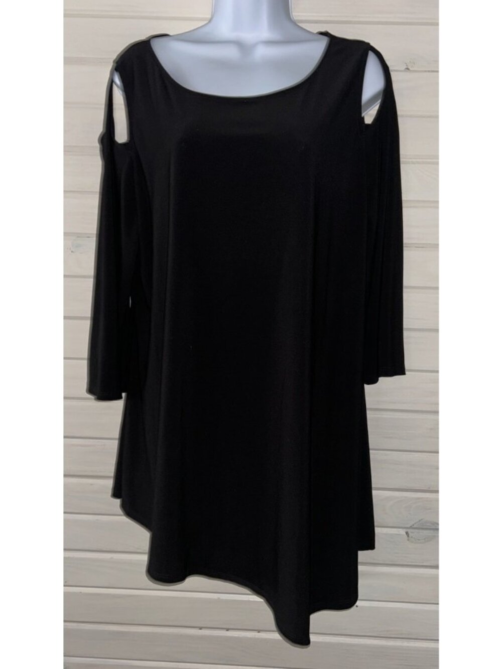 I.C. by Connie K. Sz XL Cold Shoulder Black Liquid Knit Tunic 3/4 Sleeve EUC